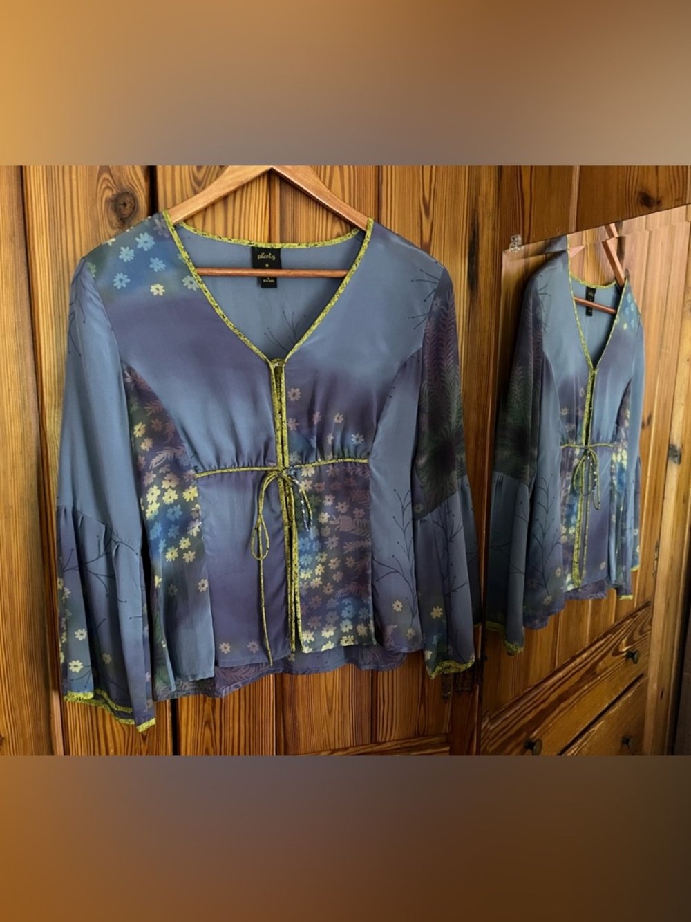 SOLD
Vintage Anthropologie Plenty by Tracy Reese 100% Silk Blouse Y2K, fairycore